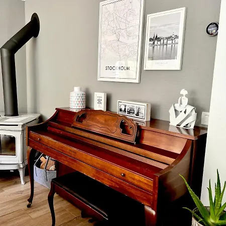 Loft De Estilo Industrial Con Jardin Y Garaje Privados Apartament