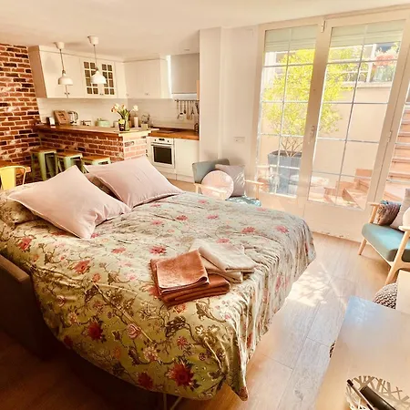 Apartament Loft De Estilo Industrial Con Jardin Y Garaje Privados *