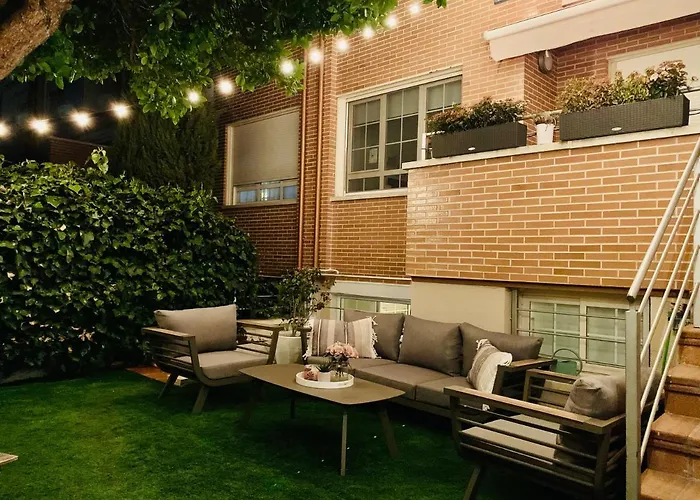 Appartamento Loft De Estilo Industrial Con Jardin Y Garaje Privados